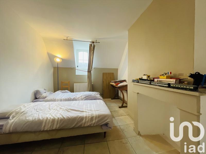 Maison - 245 m² - 11 pièces