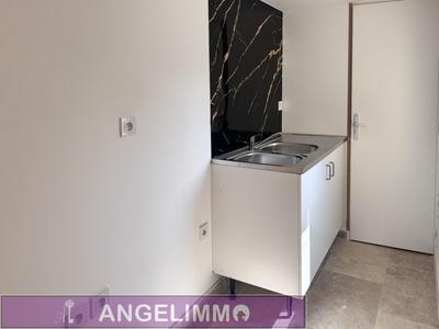 Maison - 65 m² - 3 pièces