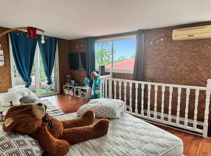 Maison - 91 m² - 4 pièces