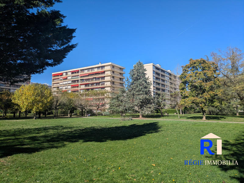 Appartement - 87 m² - 4 pièces