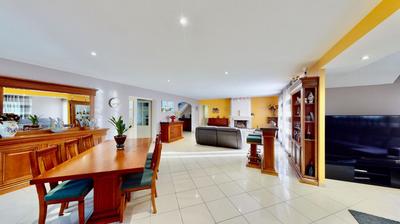 Maison - 314 m² - 11 pièces