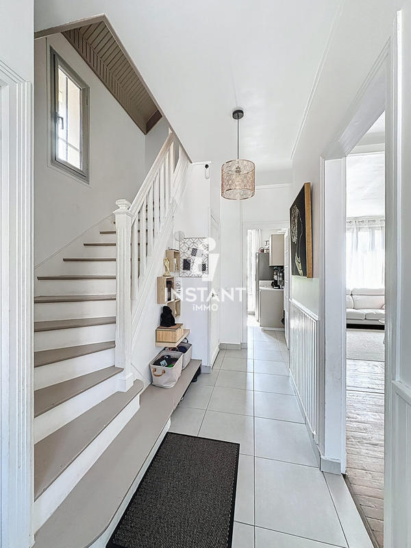 Maison - 82 m² - 4 pièces