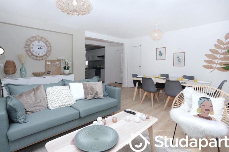 Chambre - 11 m² - 1 pièce