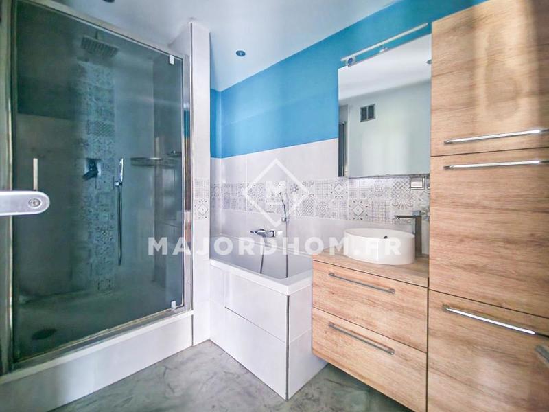 Appartement - 100 m² - 4 pièces