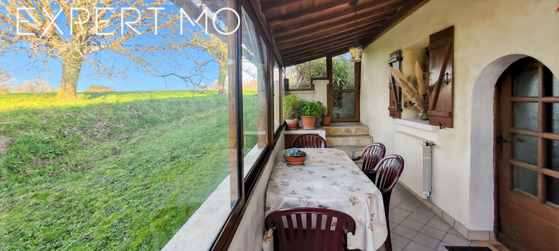 Maison - 99 m² - 5 pièces