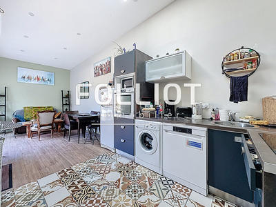 Maison - 113 m² - 6 pièces