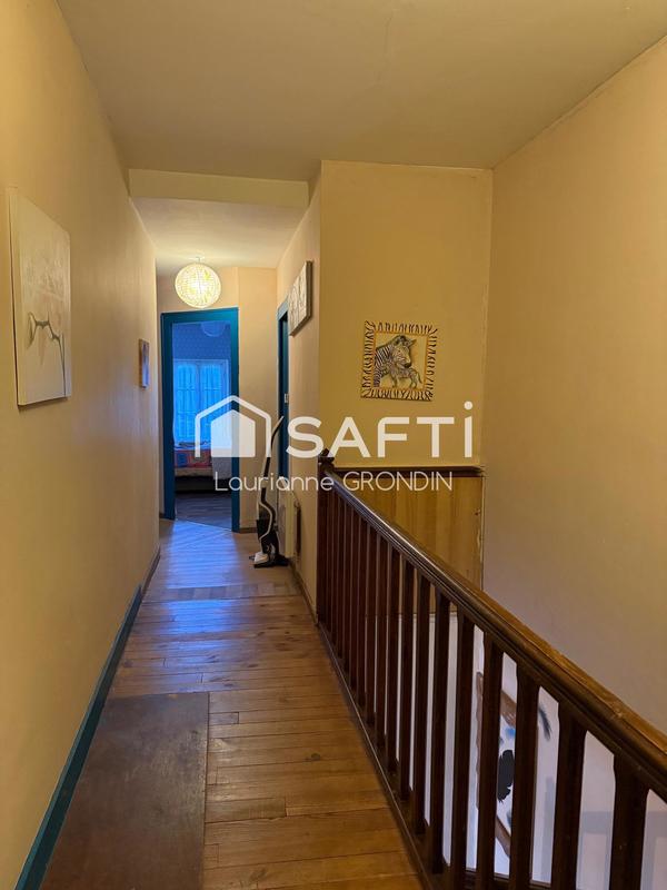 Maison - 170 m² - 8 pièces