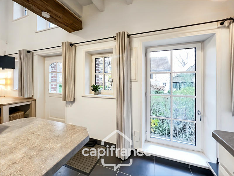 Propriété - 468 m² - 10 pièces