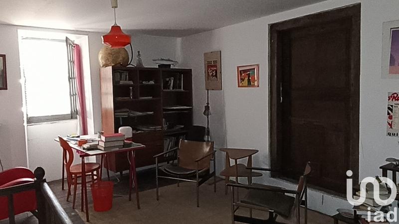 Maison - 330 m² - 8 pièces