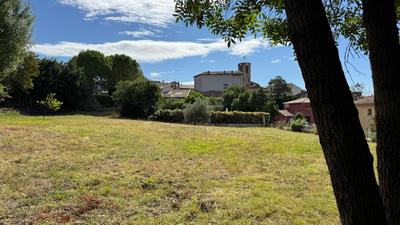 Terrain constructible - 1 271 m²