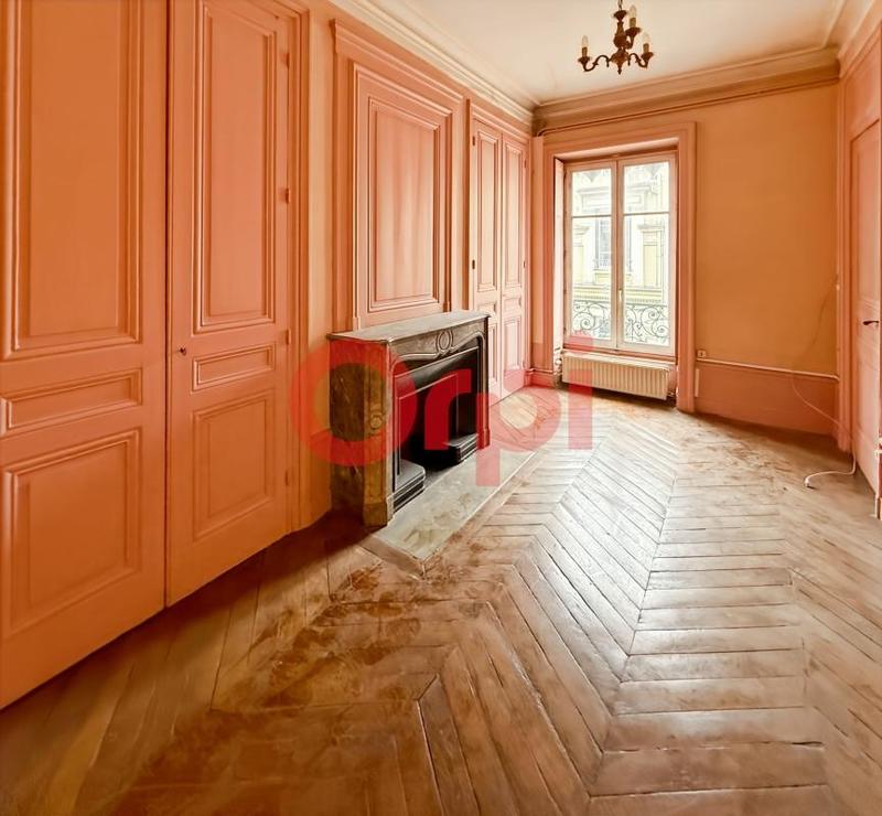 Appartement - 116 m² - 5 pièces