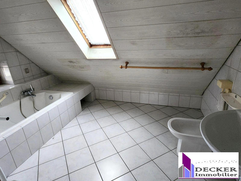 Maison - 162 m² - 6 pièces