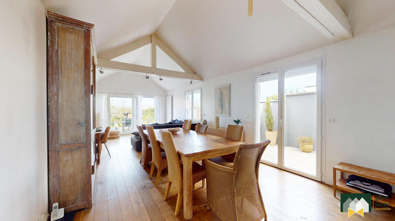 Maison - 103 m² - 5 pièces