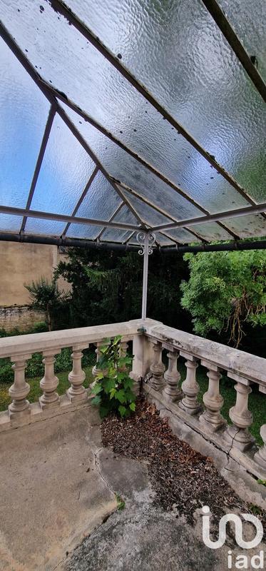 Maison - 225 m² - 7 pièces