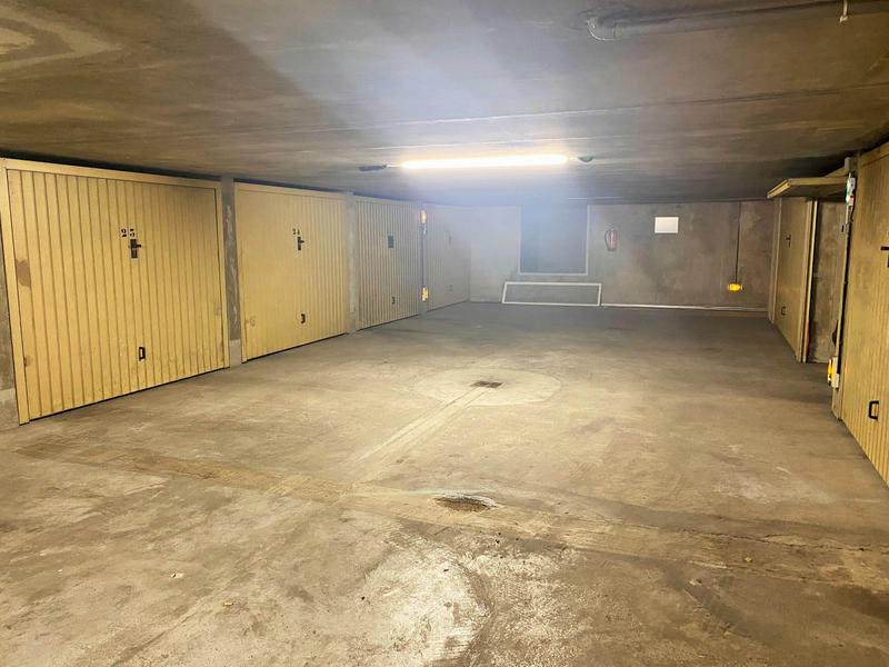 Parking / Garage - 14 m²