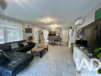 Maison - 94 m² - 4 pièces