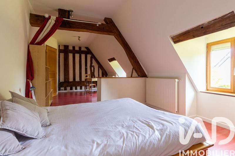 Maison - 210 m² - 8 pièces