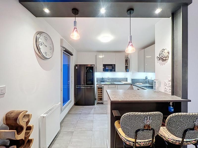 Appartement - 92 m² - 3 pièces