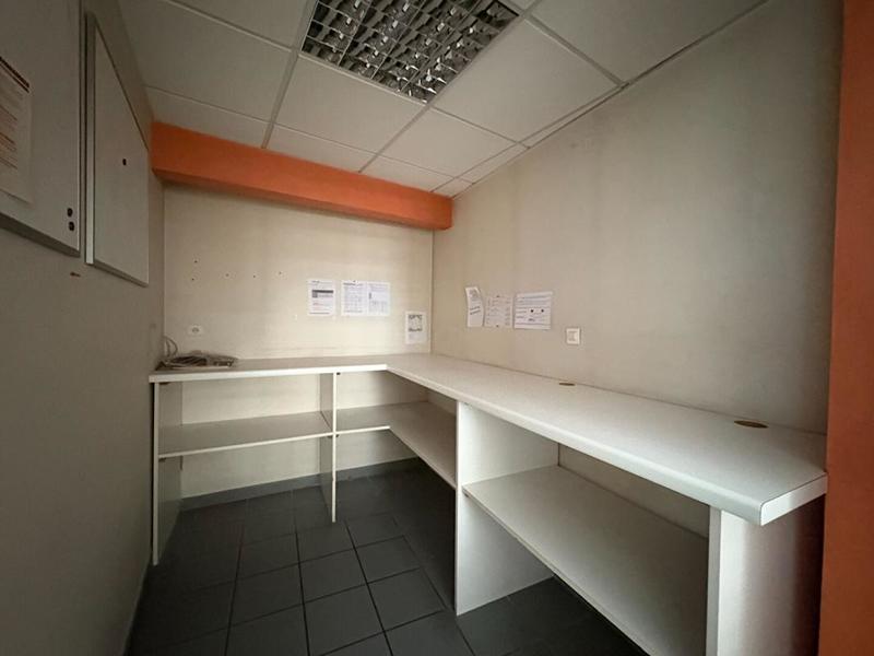 Local commercial - 288 m²