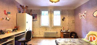 Maison - 102 m² - 5 pièces