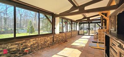 Maison - 228 m² - 9 pièces