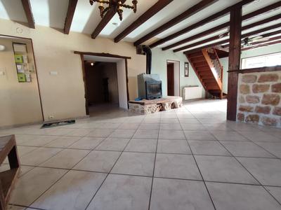 Maison - 198 m² - 7 pièces