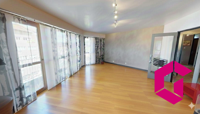 Appartement - 115 m² - 6 pièces