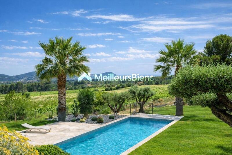 Propriété - 304 m² - 10 pièces