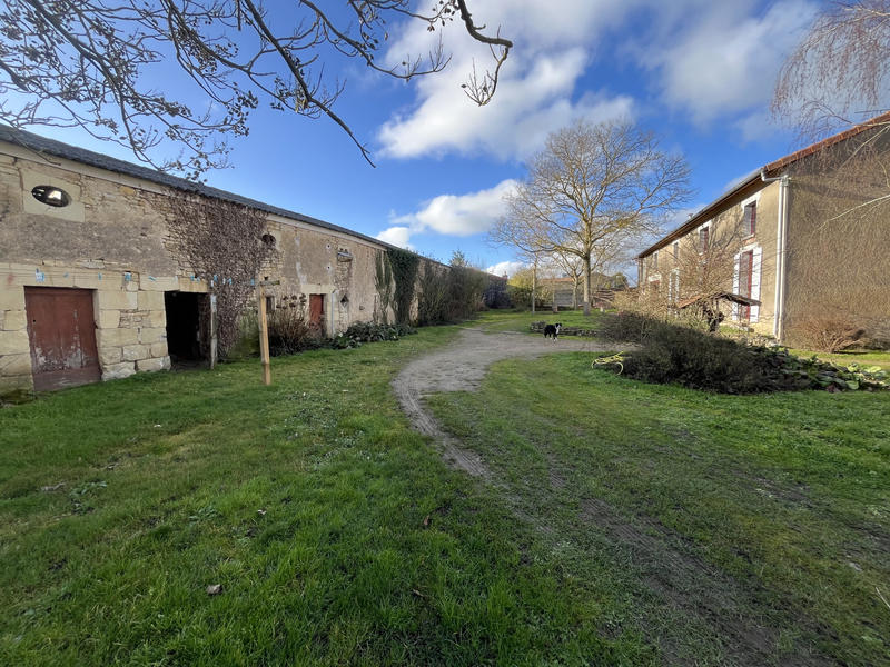 Maison - 198 m² - 7 pièces