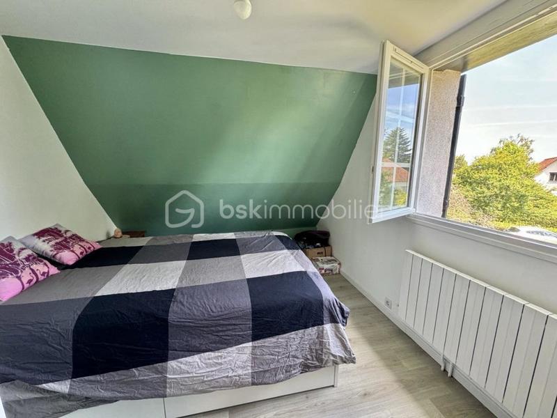 Pavillon - 130 m² - 7 pièces