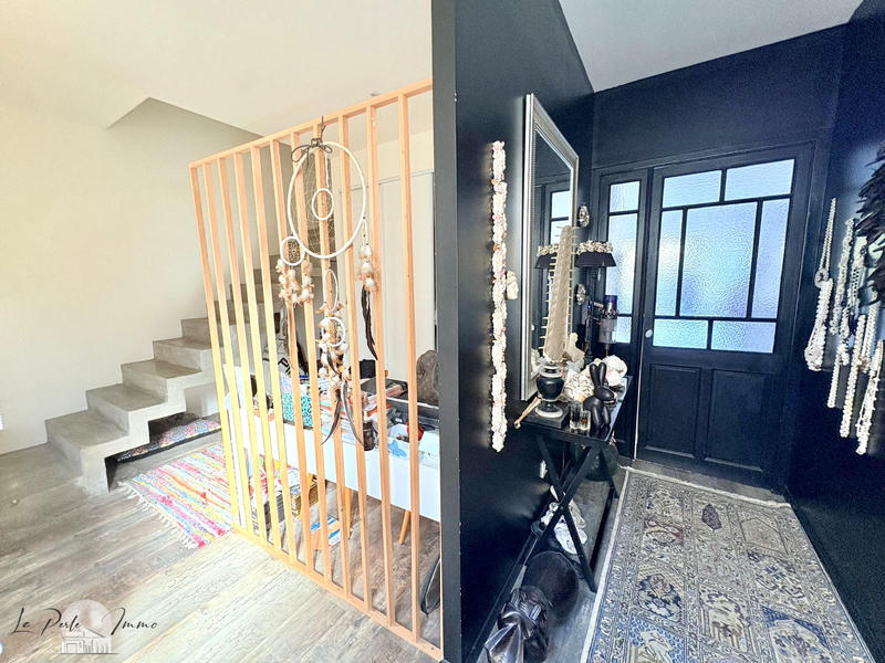 Mas - 210 m² - 5 pièces