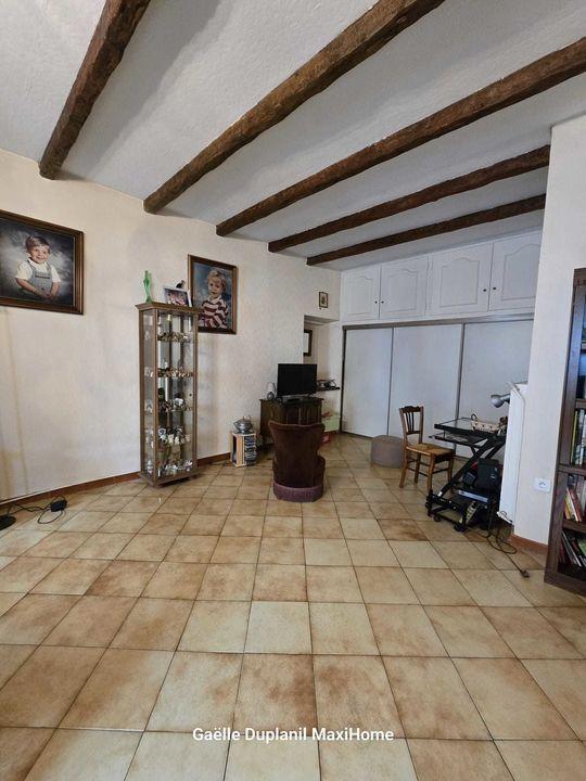 Appartement - 90 m² - 5 pièces