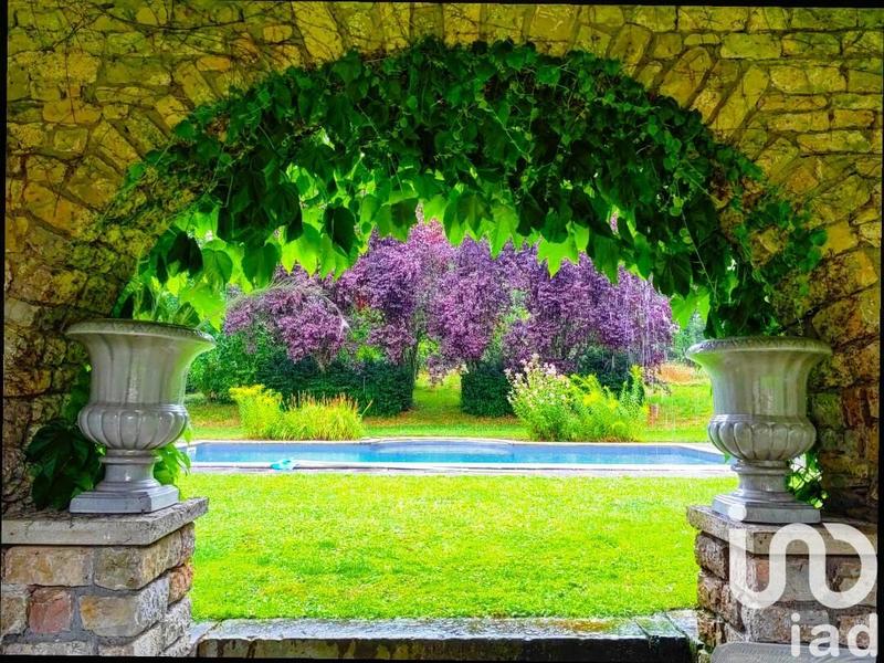 Château - 295 m² - 10 pièces