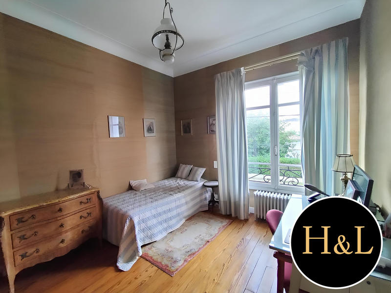 Maison ancienne - 150 m² - 7 pièces