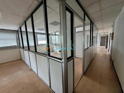 Local d'activités - 396 m²