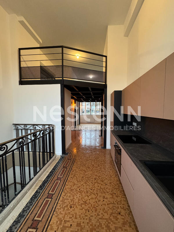 Appartement - 121 m² - 4 pièces