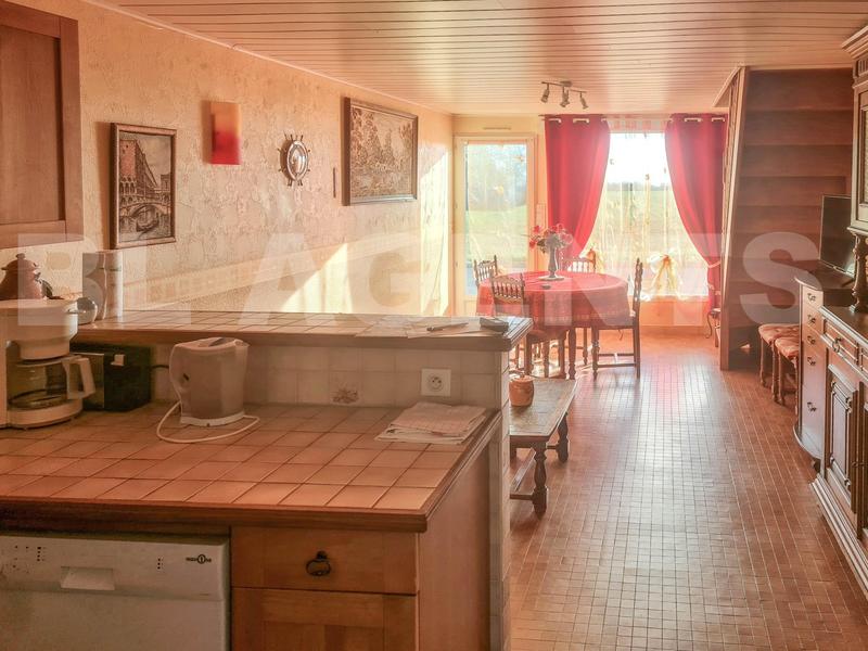 Maison - 320 m² - 11 pièces