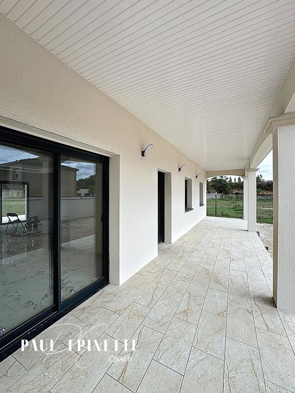 Maison - 94 m² - 5 pièces