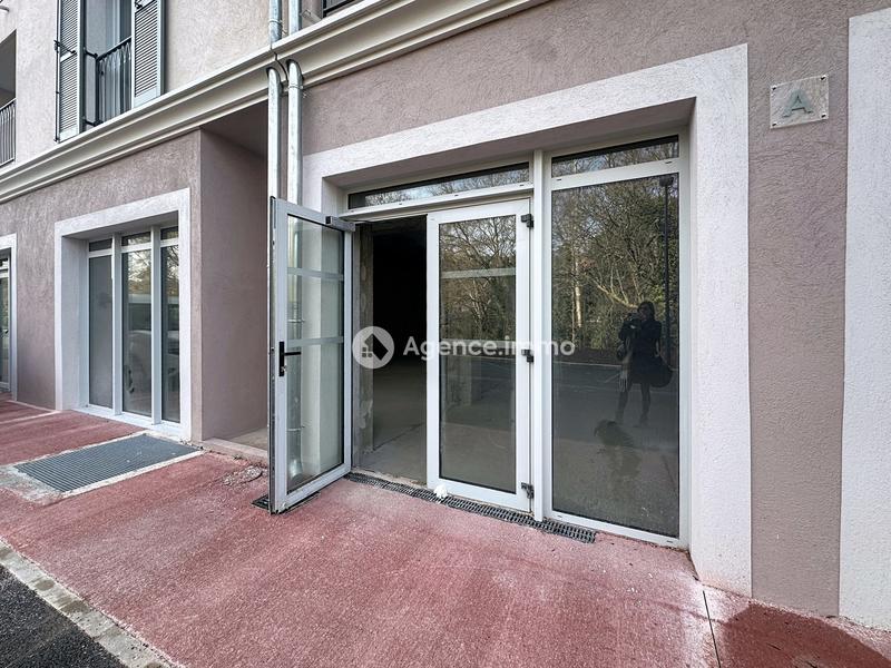 Fonds de commerce - 247 m²