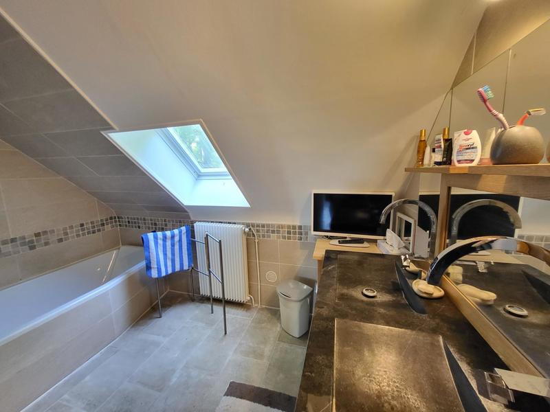 Maison - 110 m² - 6 pièces