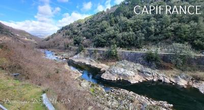 Maison - 209 m² - 8 pièces