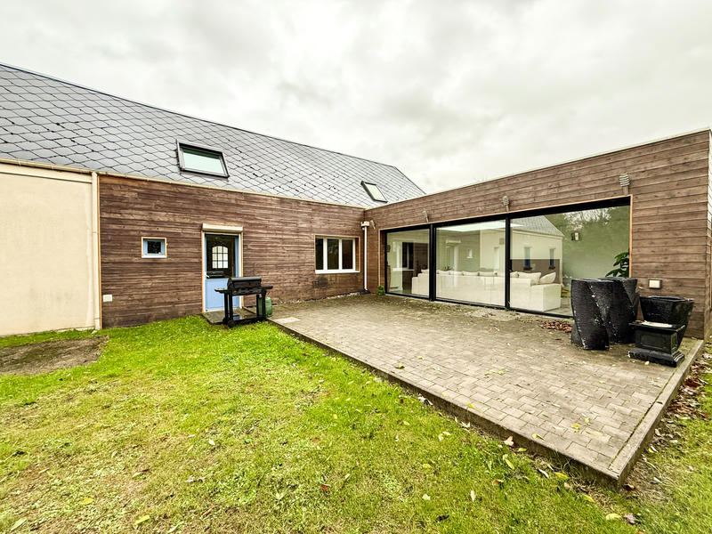 Maison - 186 m² - 7 pièces