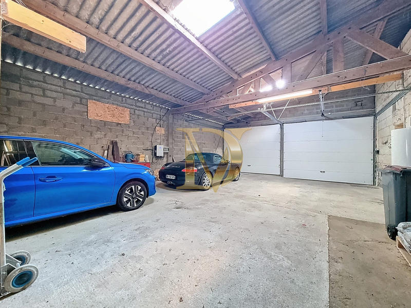 Maison ancienne - 181 m² - 6 pièces