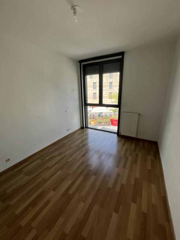 Appartement - 77 m² - 4 pièces