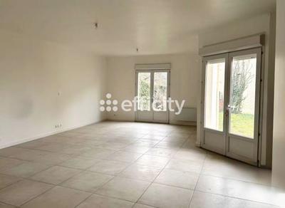 Pavillon - 90 m² - 3 pièces