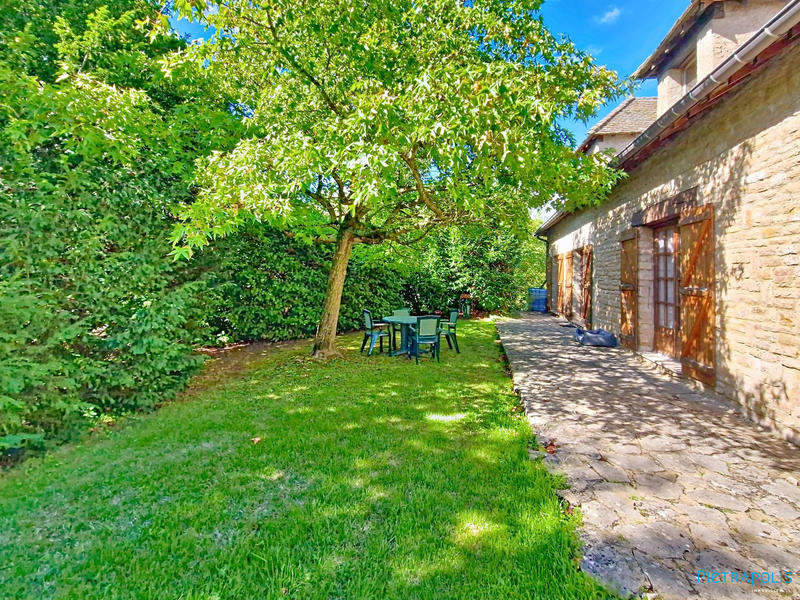 Maison - 195 m² - 7 pièces