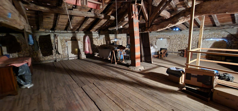 Maison - 99 m² - 4 pièces