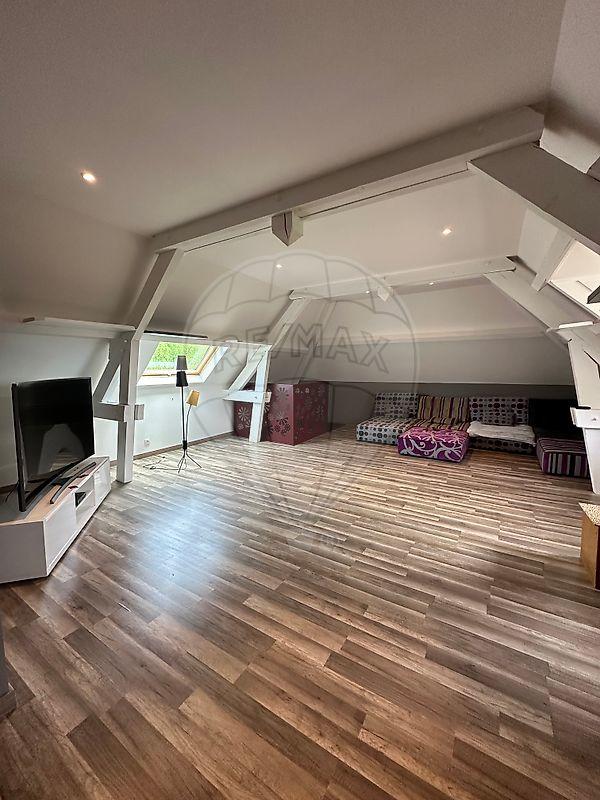 Maison - 170 m² - 6 pièces