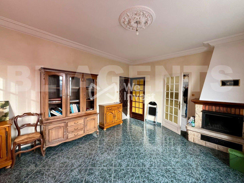 Maison - 96 m² - 6 pièces