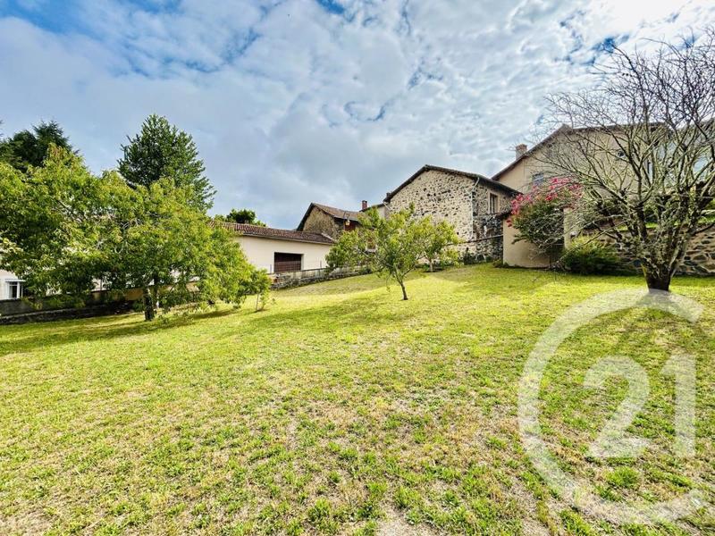 Maison de village - 138 m² - 5 pièces